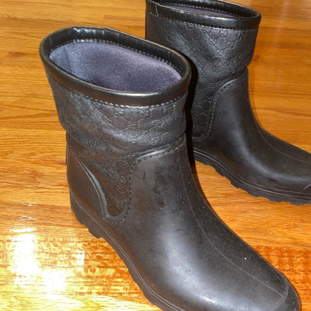 Gucci rain boots